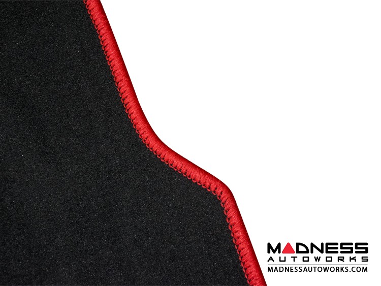 thumbnail image 2 of Custom Kunstleder Fußmatten Für Smart Fortwo 451 (2007-2015) & 453 (2015-2018) – 2-teilig 2 of 4